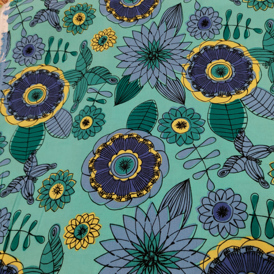 Tissu Poppy viscose imprimé Flora en promo