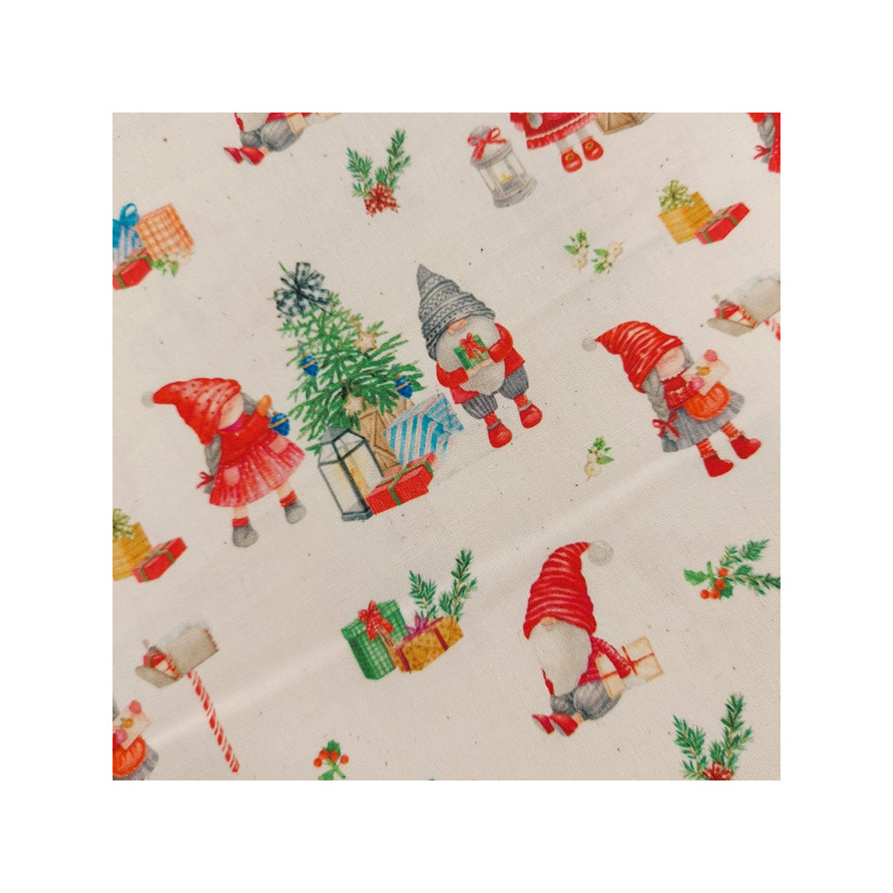 Christmas cotton print with gnomes color ecru