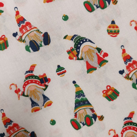 Christmas cotton print with gnomes