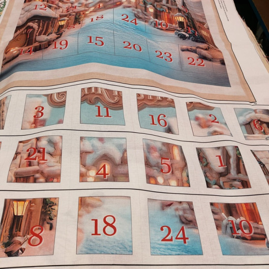Calendrier de l'avent à coudre Père Noël